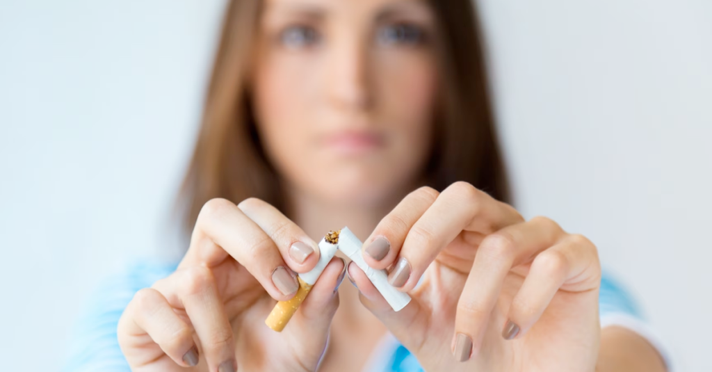 Tohle je 8 skvělých tipů, jak se zbavit závislosti na cigaretách a nadobro skončit s kouřením Náhledový obrázek